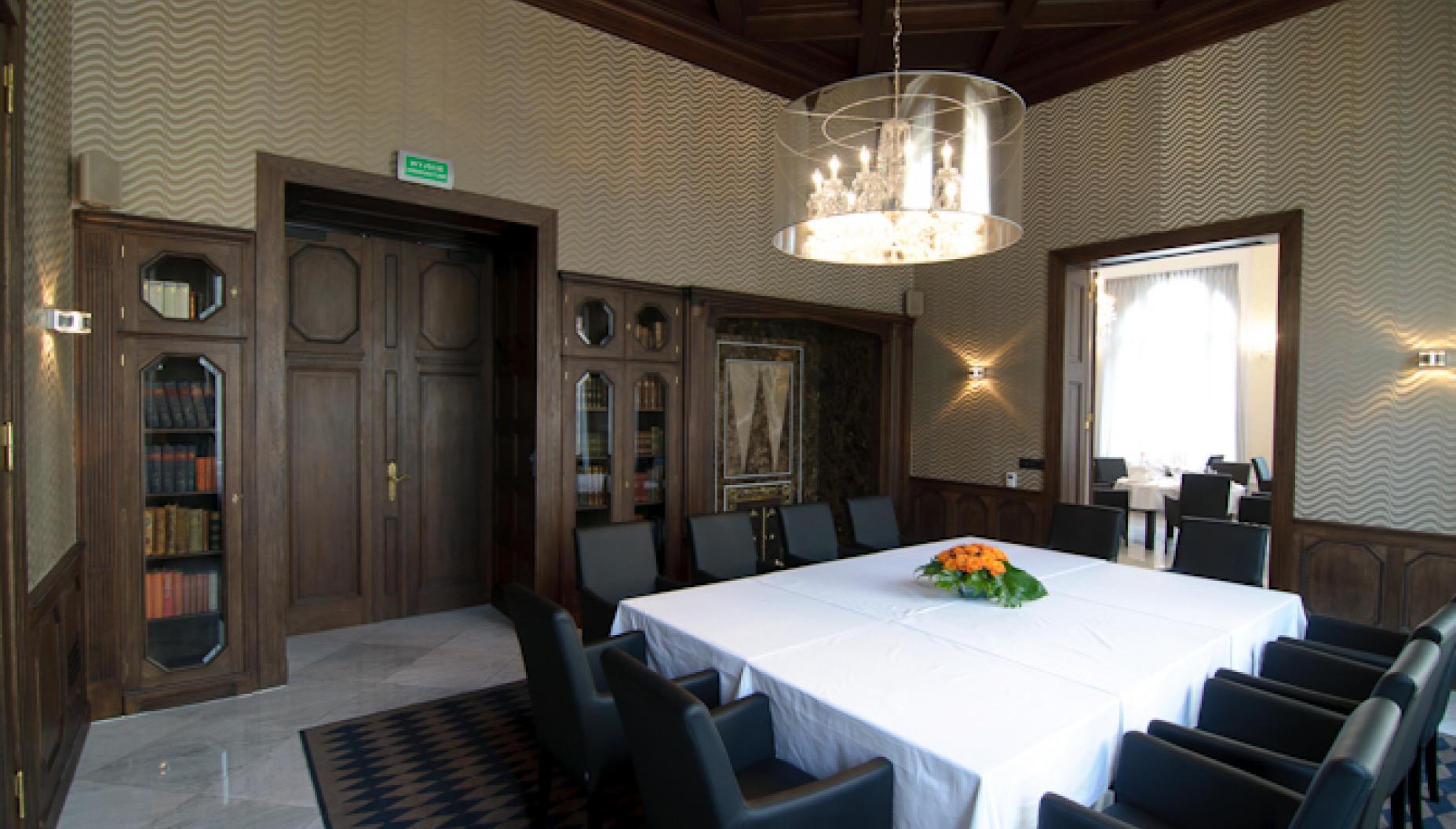 Platinum Palace Boutique Hotel & Spa Wroclaw Luaran gambar The boardroom of the Royal Society