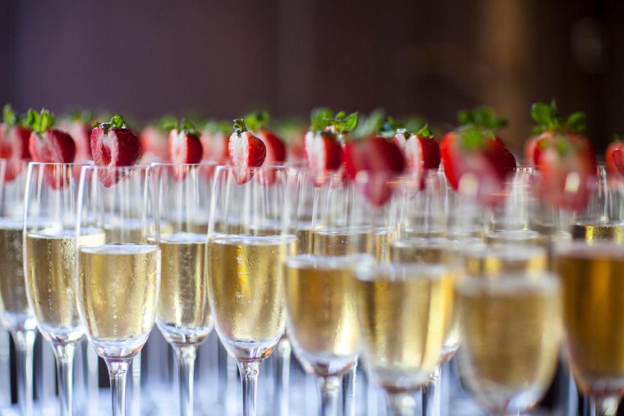 Platinum Palace Boutique Hotel & Spa Wroclaw Luaran gambar Champagne